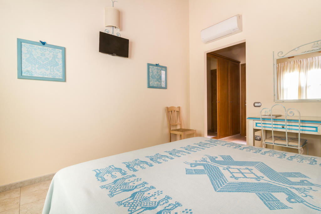 B&B Monte Prama Cabras Phòng bức ảnh